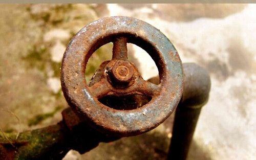 锈螺母